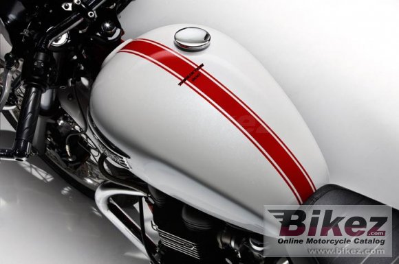 2011 Triumph Thruxton SE photo